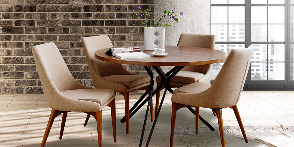 Chinook Dining Collection